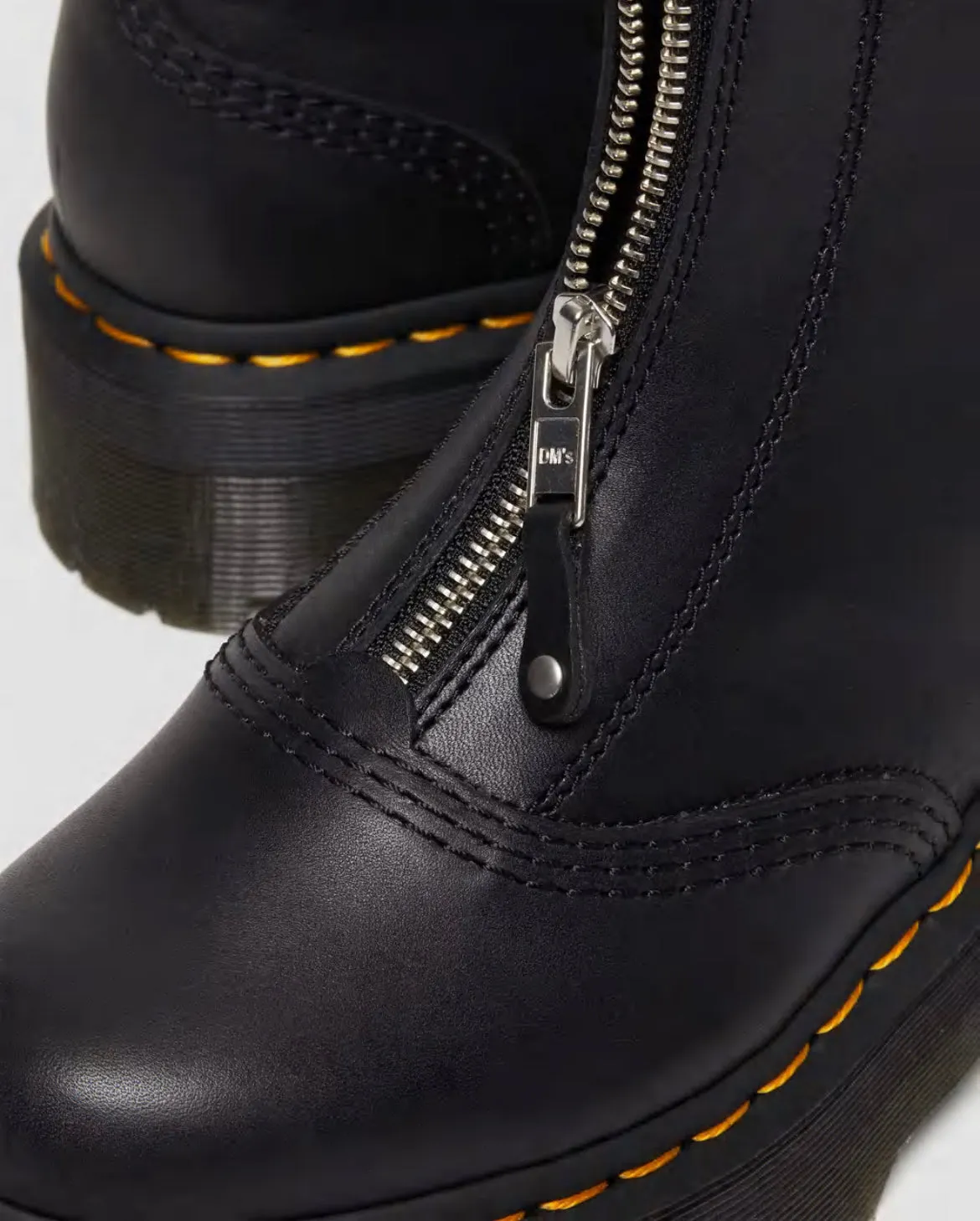Dr.Martens Jetta Plateau Black Sendal 27656001